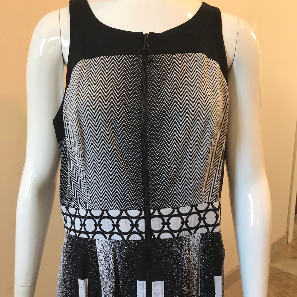 Alberto Makali zip front mixed print dress size12